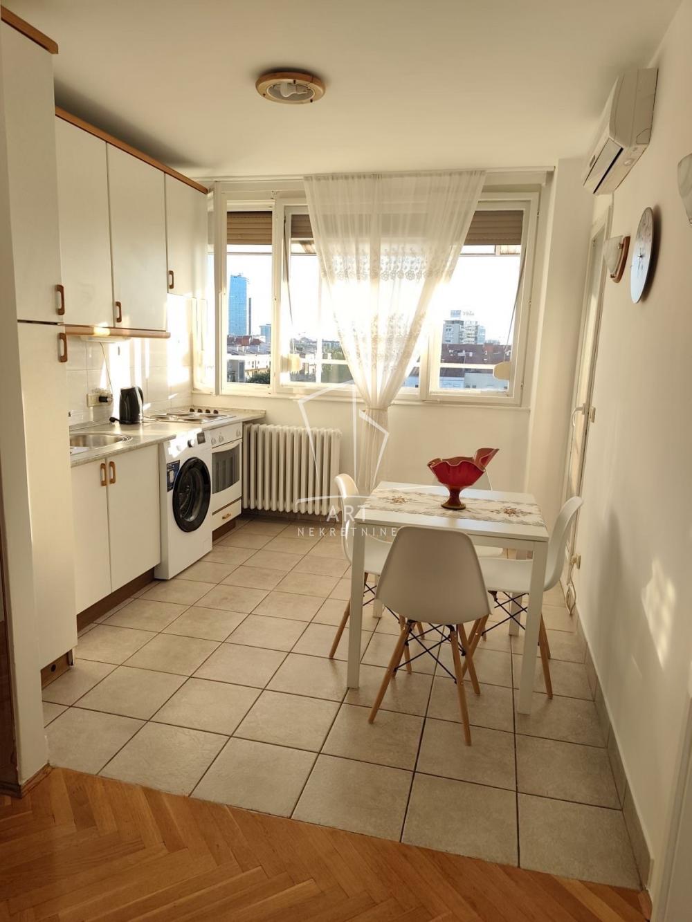 Slika 3 - Bulevar Zorana Đinđića, Dvosoban stan na prodaju, 51m2, 219.000€