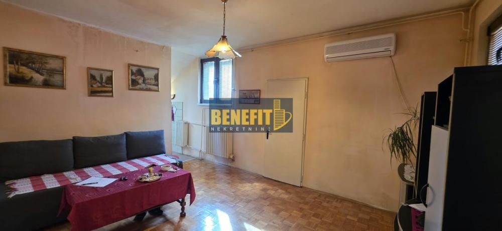 Glavna slika -Četvorosoban stan na prodaju, 100m2, 106.000€