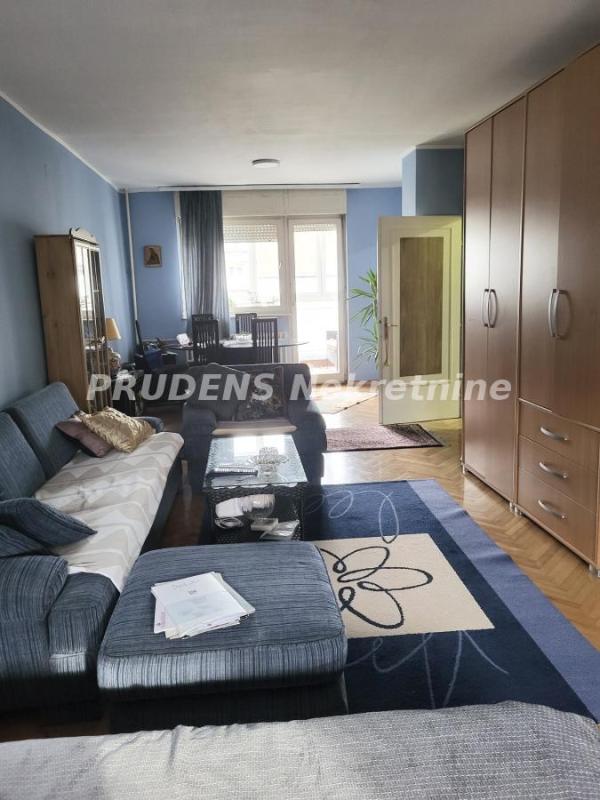 Slika 1 - Maksima Gorkog, Četvorosoban stan na prodaju, 108m2, 395.000€