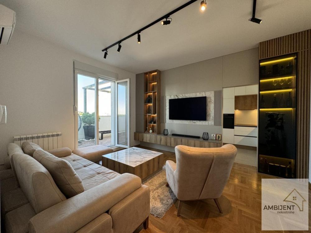 Glavna slika -Trosoban stan na prodaju, 70m2, 250.000€