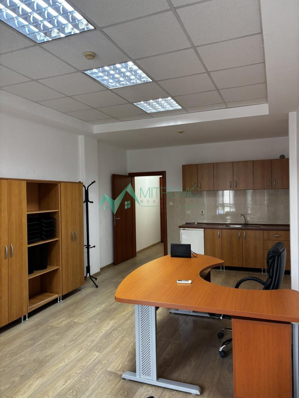 Slika 3 -  Lokal za izdavanje, 37m2, 300€