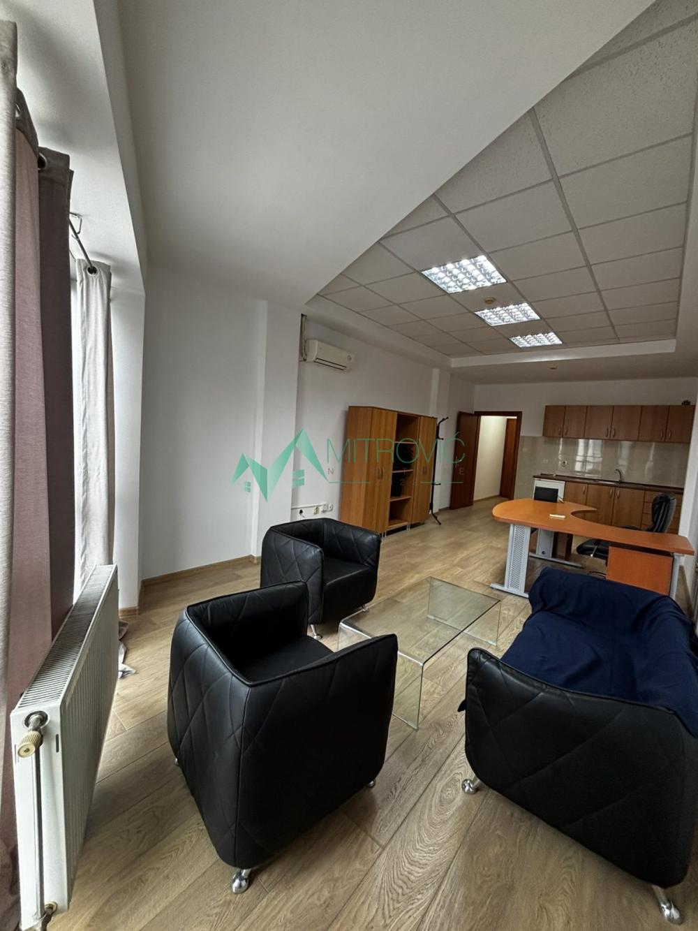 Slika 4 -  Lokal za izdavanje, 37m2, 300€