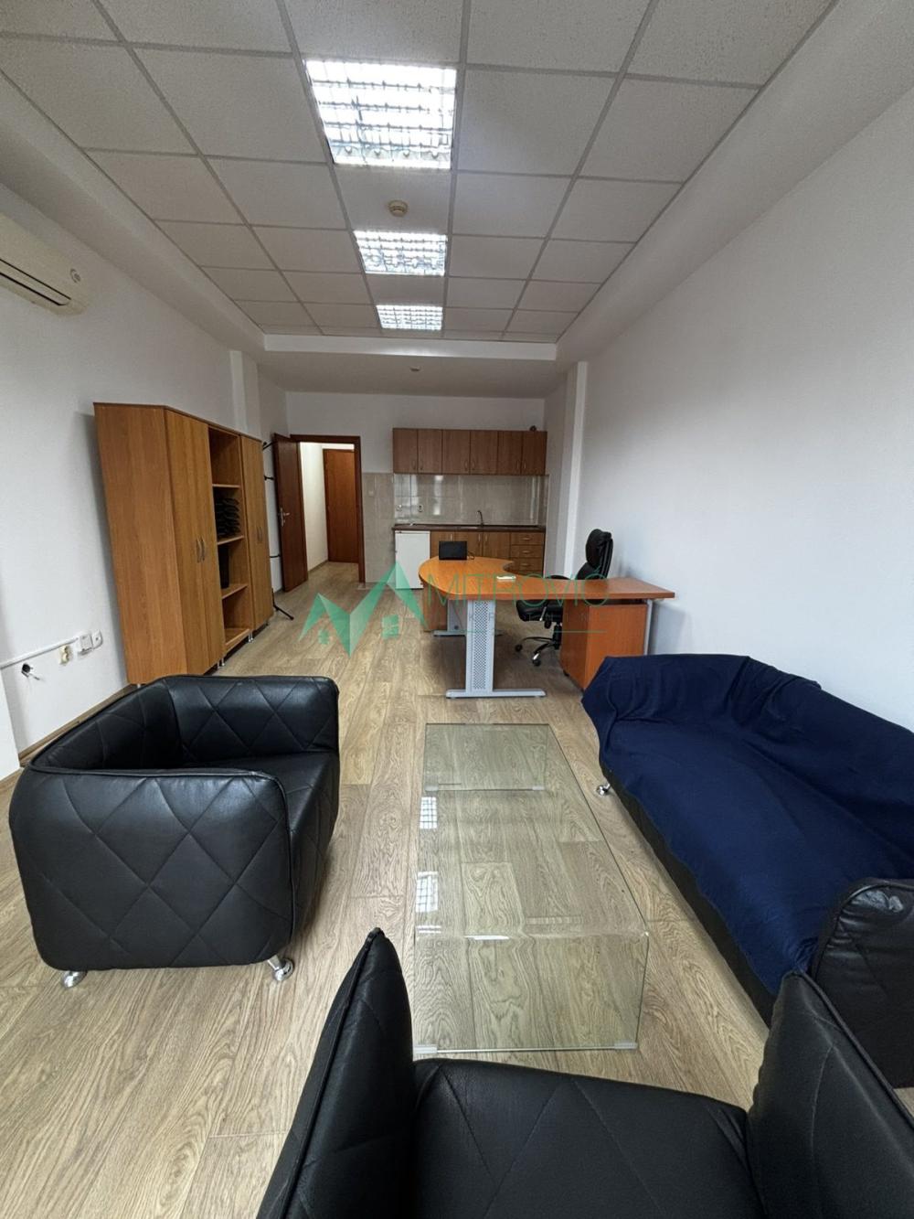 Slika 2 -  Lokal za izdavanje, 37m2, 300€
