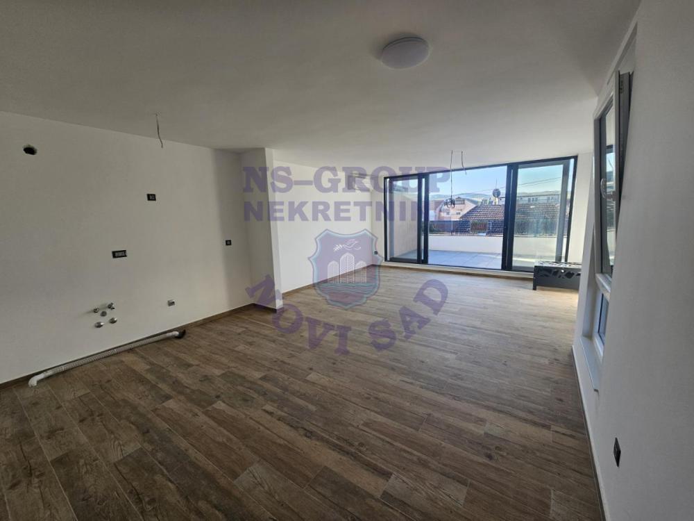 Glavna slika -Četvorosoban stan na prodaju, 116m2, 293.550€