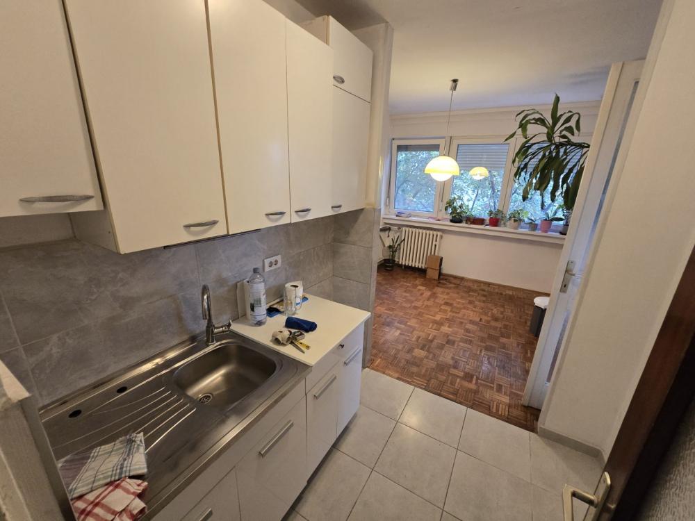 Slika 2 - Narodnih heroja, Četvorosoban stan na prodaju, 80m2, 308.000€
