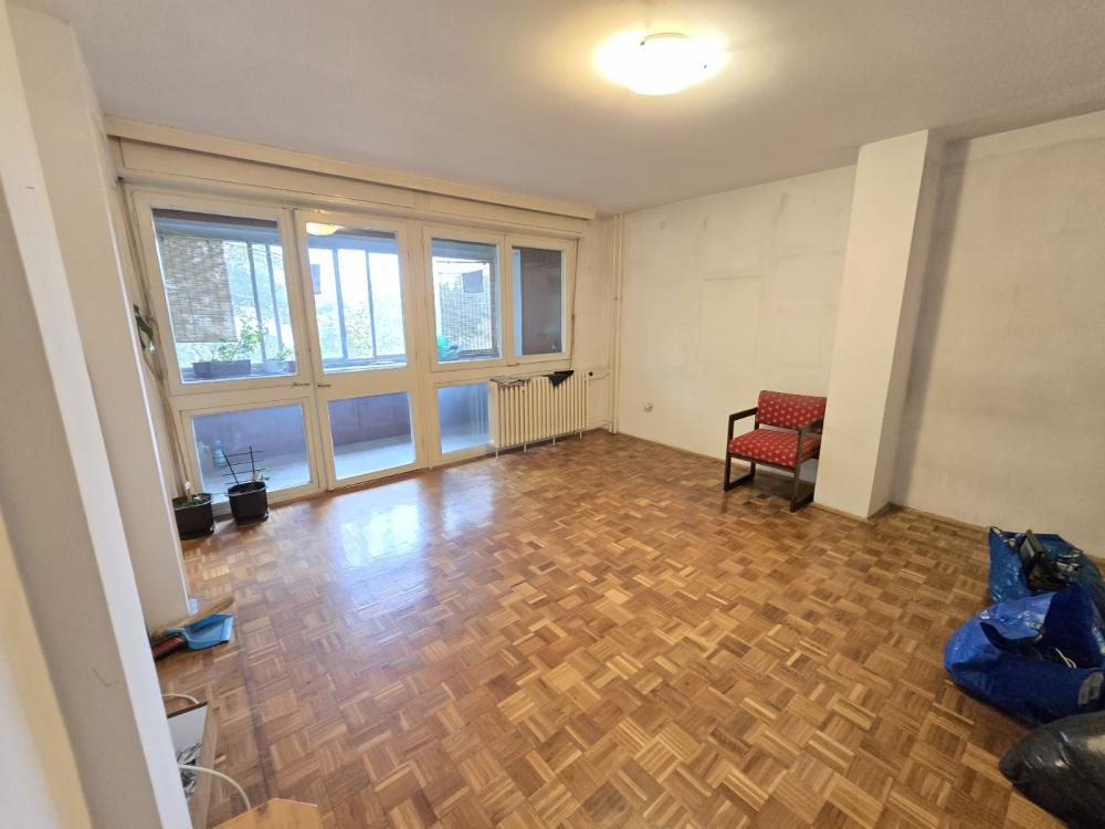Slika 1 - Narodnih heroja, Četvorosoban stan na prodaju, 80m2, 308.000€