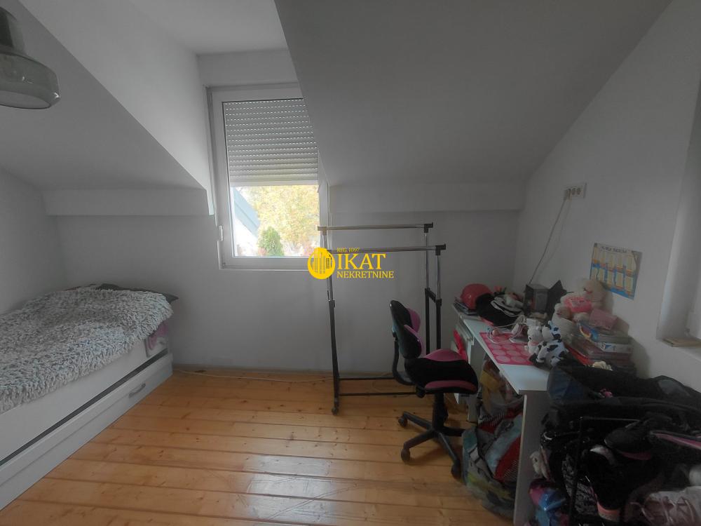 Slika 9 - Bekerelova,  Kuća na prodaju, 176m2, 339.000€