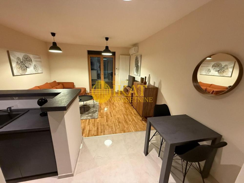 Slika 2 - Dvosoban stan na prodaju, 70m2, 218.000€