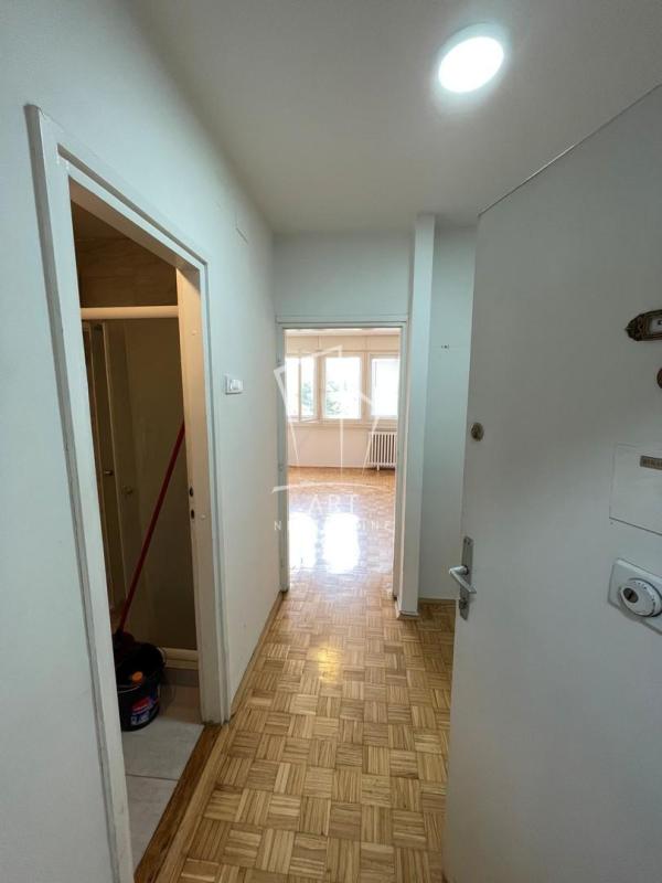 Slika 2 - Petrarkina, Jednosoban stan za izdavanje, 40m2, 500€