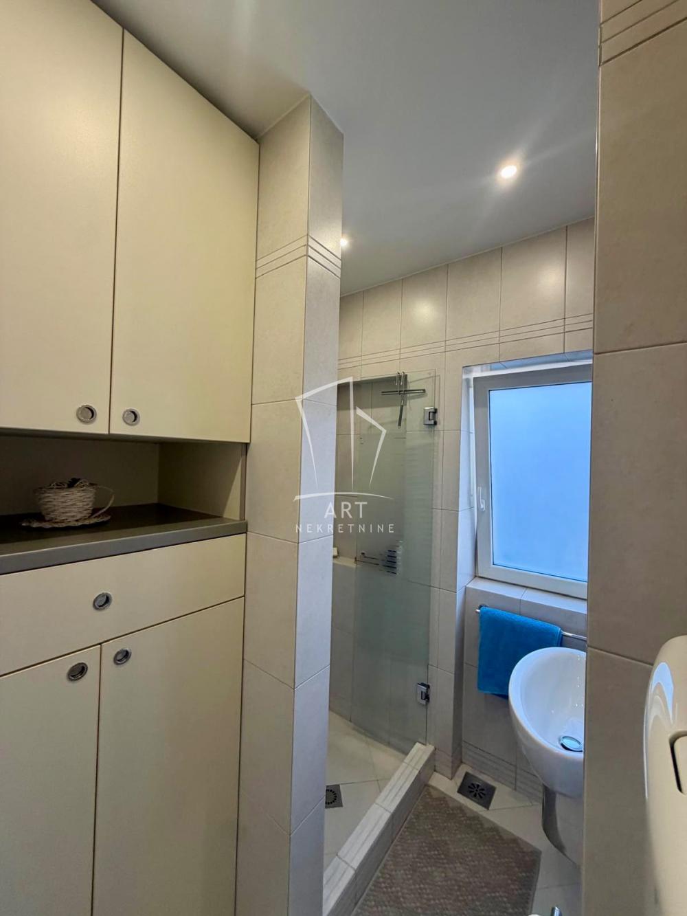 Slika 10 - Prote Mateje, Troiposoban stan za izdavanje, 87m2, 2.000€