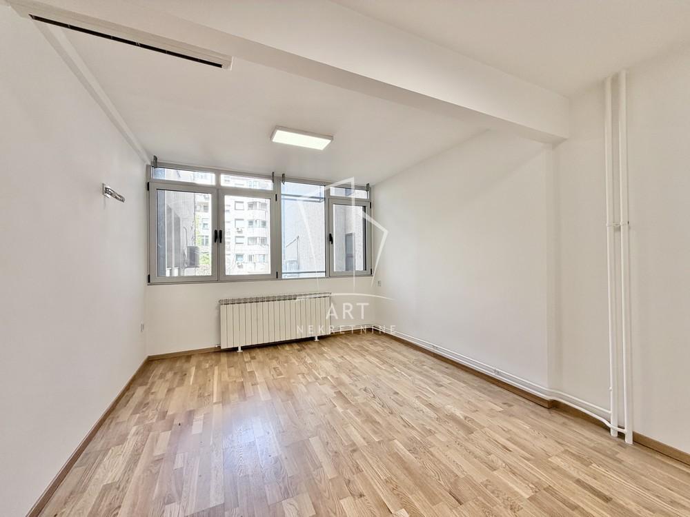 Slika 3 - Dobračina, Troiposoban stan na prodaju, 90m2, 395.000€
