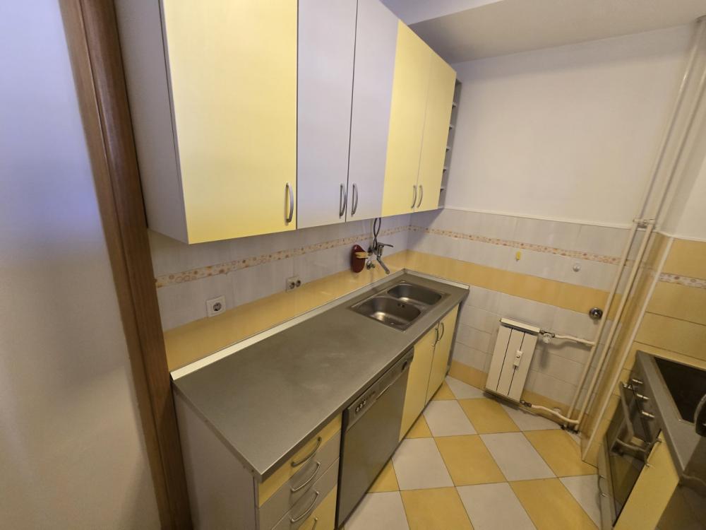 Slika 5 - Bulevar Arsenija Čarnojevića, Dvosoban stan za izdavanje, 42m2, 600€