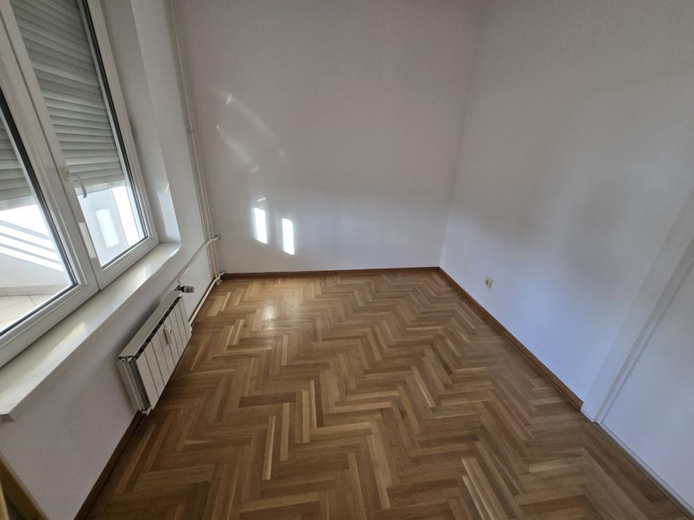 Slika 3 - Bulevar Arsenija Čarnojevića, Dvosoban stan za izdavanje, 42m2, 600€