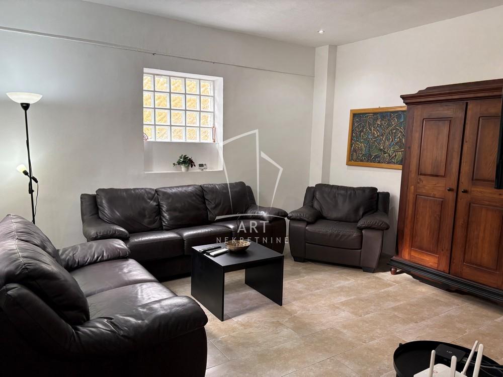 Slika 1 - Fabrisova, Kuća za izdavanje, 34m2, 1.500€