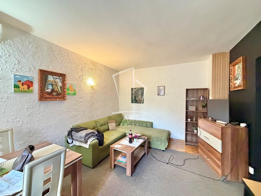 Slika 1 - Piva Karamatijevića, Dvoiposoban stan na prodaju, 55m2, 164.000€