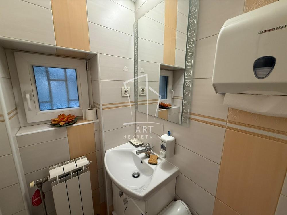 Slika 9 - Džordža Vašingtona,  Lokal za izdavanje, 34m2, 520€