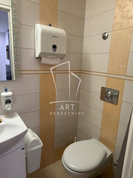 Slika 10 - Džordža Vašingtona,  Lokal za izdavanje, 34m2, 520€