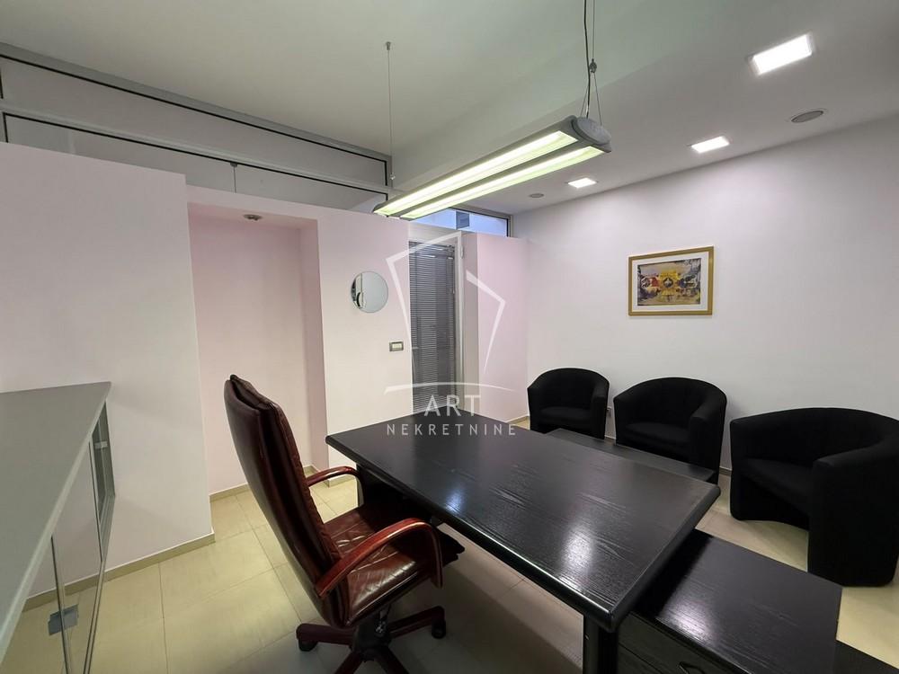 Slika 4 - Džordža Vašingtona,  Lokal za izdavanje, 34m2, 520€