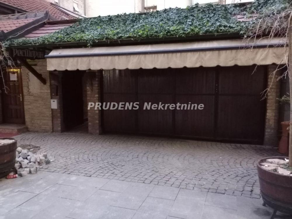Slika 11 - Maršala Birjuzova, Trosoban stan na prodaju, 109m2, 500.000€