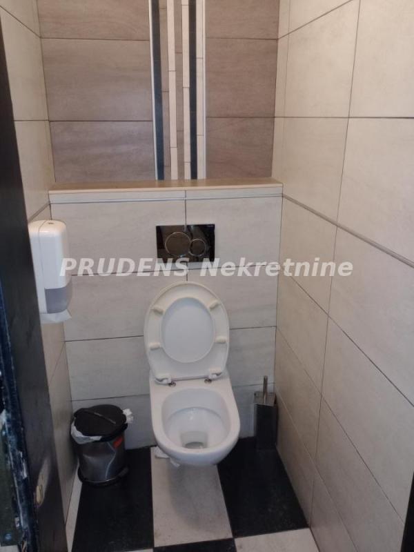 Slika 9 - Maršala Birjuzova, Trosoban stan na prodaju, 109m2, 500.000€