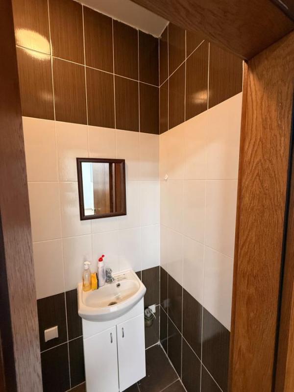 Slika 9 -  Lokal za izdavanje, 22m2, 350€