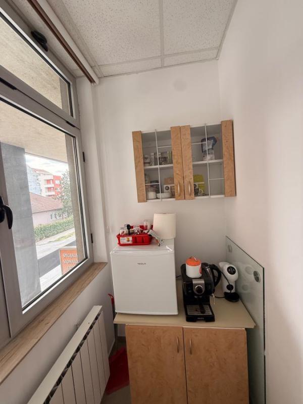 Slika 8 -  Lokal za izdavanje, 22m2, 350€