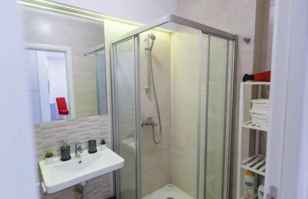 Slika 6 - Jednoiposoban stan za izdavanje, 42m2, 650€