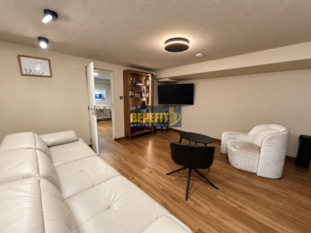 Slika 10 -  Kuća na prodaju, 256m2, 950.000€