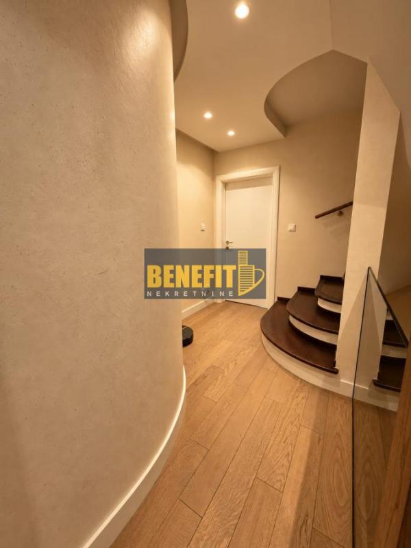 Slika 9 -  Kuća na prodaju, 256m2, 950.000€