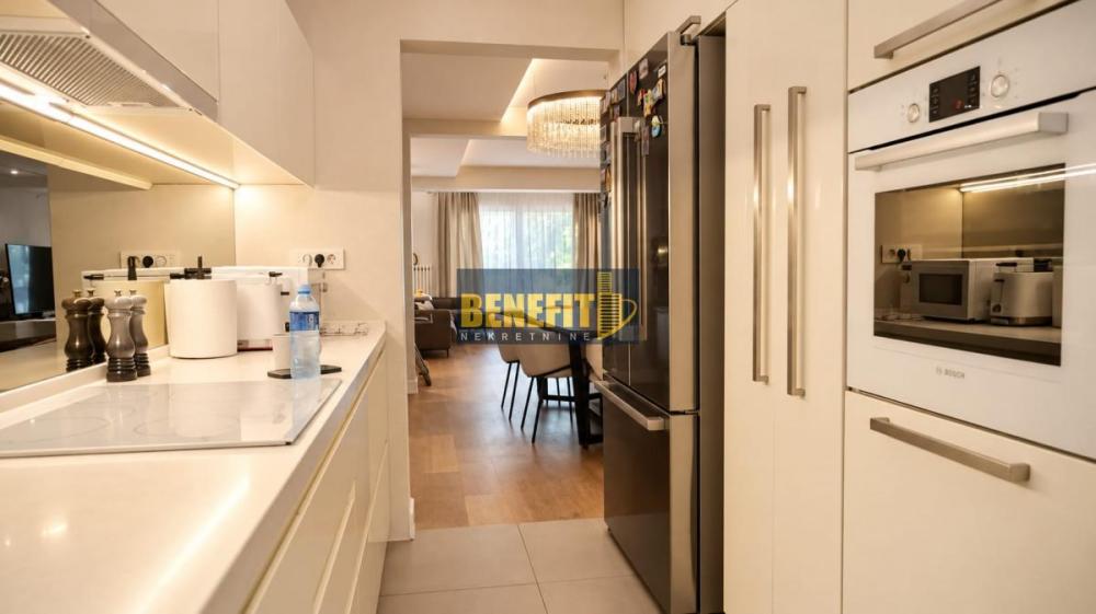 Slika 3 -  Kuća na prodaju, 256m2, 950.000€