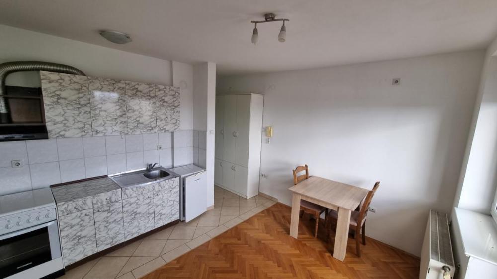 Glavna slika oglasa 418966