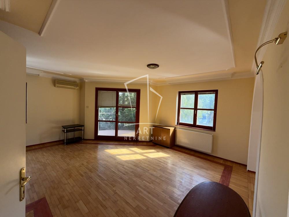 Slika 2 - Riste Vukanovića, Dvosoban stan za izdavanje, 71m2, 600€