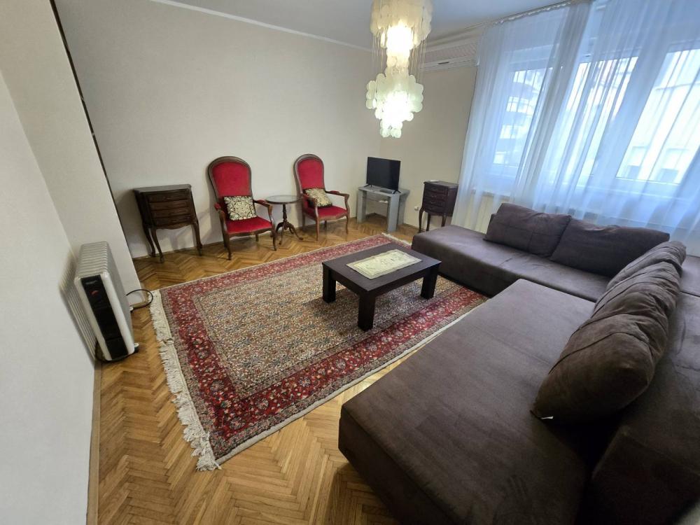 Slika 1 - Cara Nikolaja II, Dvosoban stan za izdavanje, 54m2, 650€