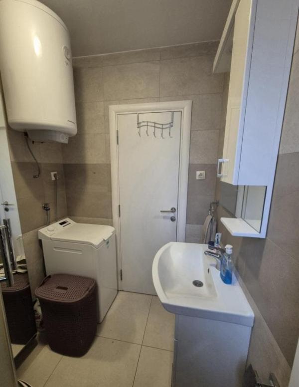 Slika 5 - Zagrađe, Jednoiposoban stan na prodaju, 43m2, 127.500€