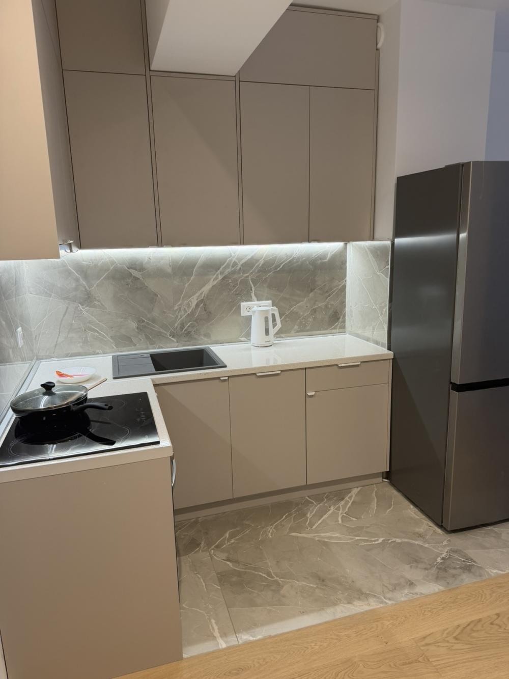 Slika 2 - Đorđa Stanojevića, Dvosoban stan za izdavanje, 50m2, 700€