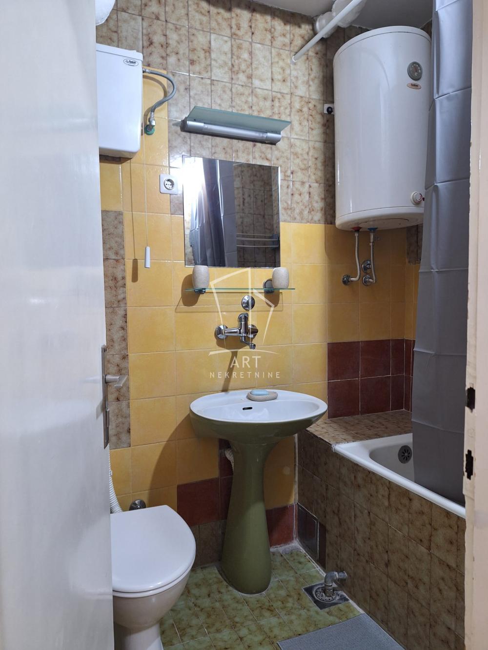 Slika 8 - Hadži Ruvimova, Jednoiposoban stan za izdavanje, 43m2, 700€