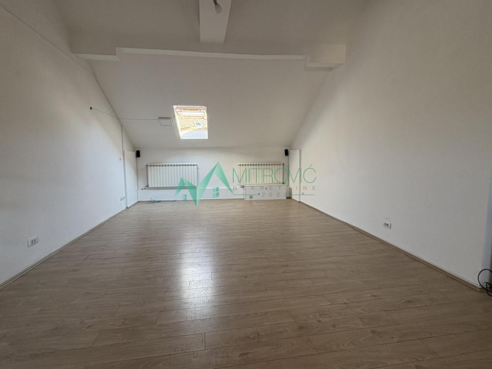 Slika 1 - Dvosoban stan za izdavanje, 39m2, 600€