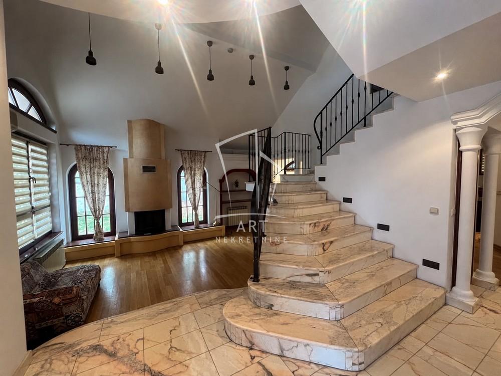 Slika 3 - Kumodraška,  Kuća za izdavanje, 274m2, 3.500€