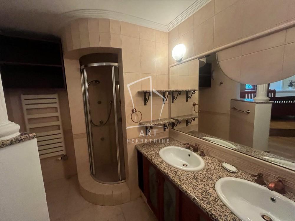 Slika 8 - Kumodraška,  Kuća za izdavanje, 274m2, 3.500€