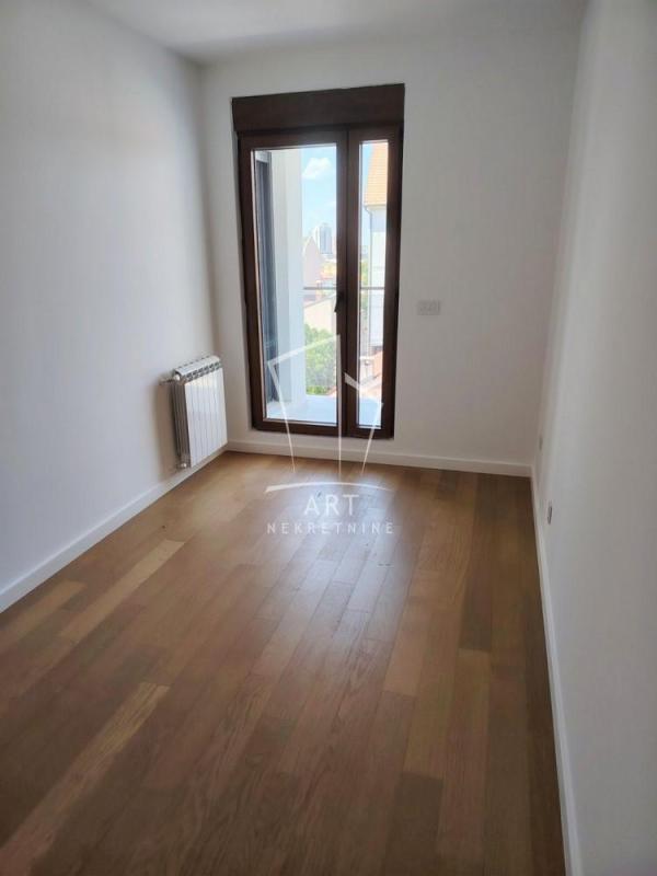 Slika 8 - Tadije Sondermajera, Petosoban stan za izdavanje, 161m2, 2.600€