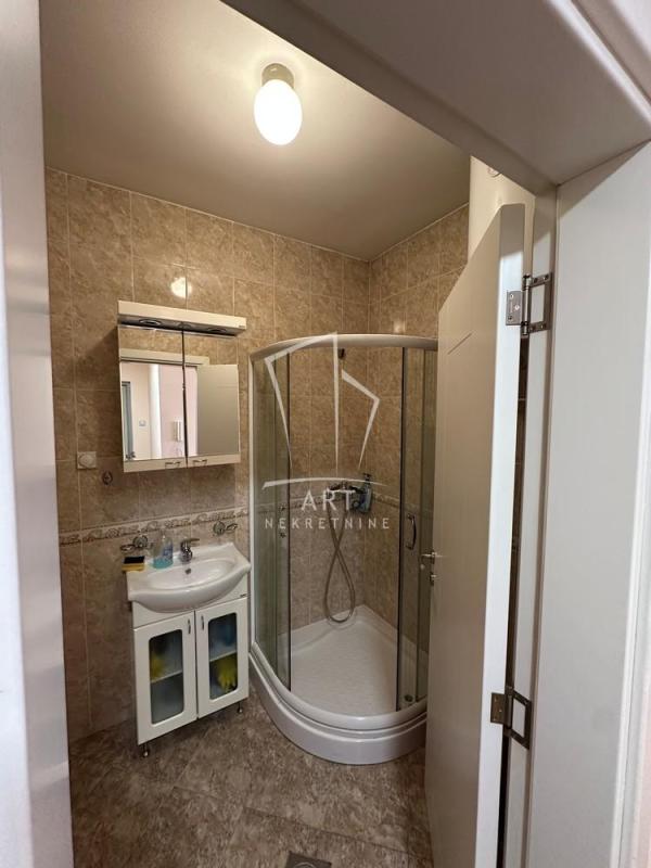 Slika 10 - Gospodara Vučića,  Lokal za izdavanje, 56m2, 750€