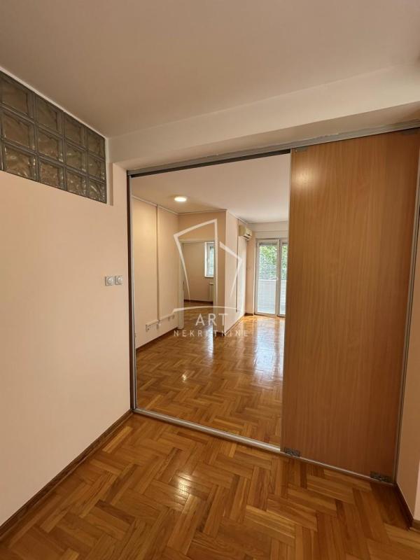 Slika 3 - Gospodara Vučića,  Lokal za izdavanje, 56m2, 750€
