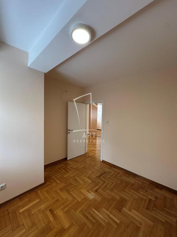 Slika 8 - Gospodara Vučića,  Lokal za izdavanje, 56m2, 750€