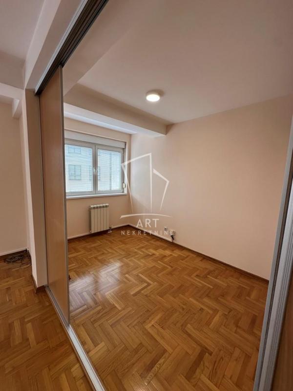 Slika 4 - Gospodara Vučića,  Lokal za izdavanje, 56m2, 750€