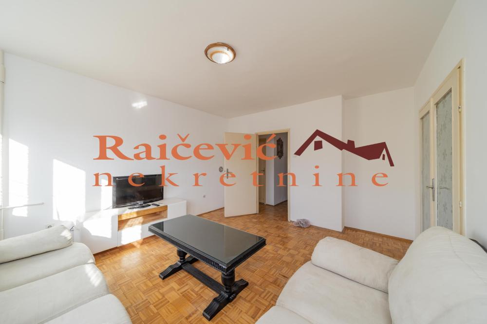 Slika 2 - Mirijevski venac, Trosoban stan za izdavanje, 79m2, 600€