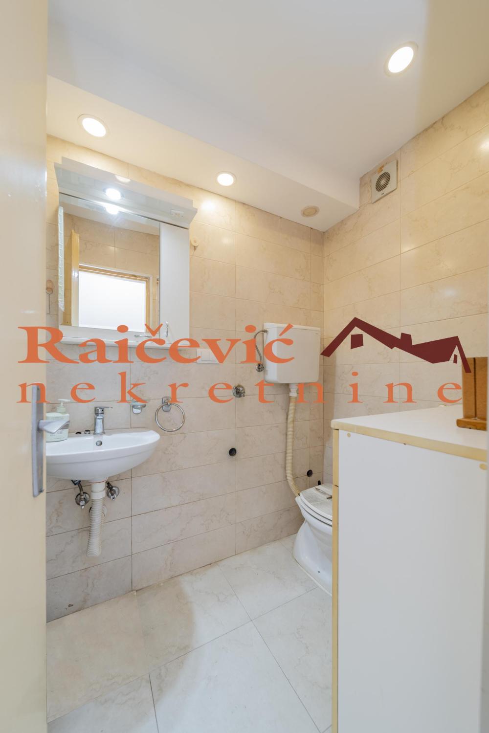Slika 7 - Mirijevski venac, Trosoban stan za izdavanje, 79m2, 600€