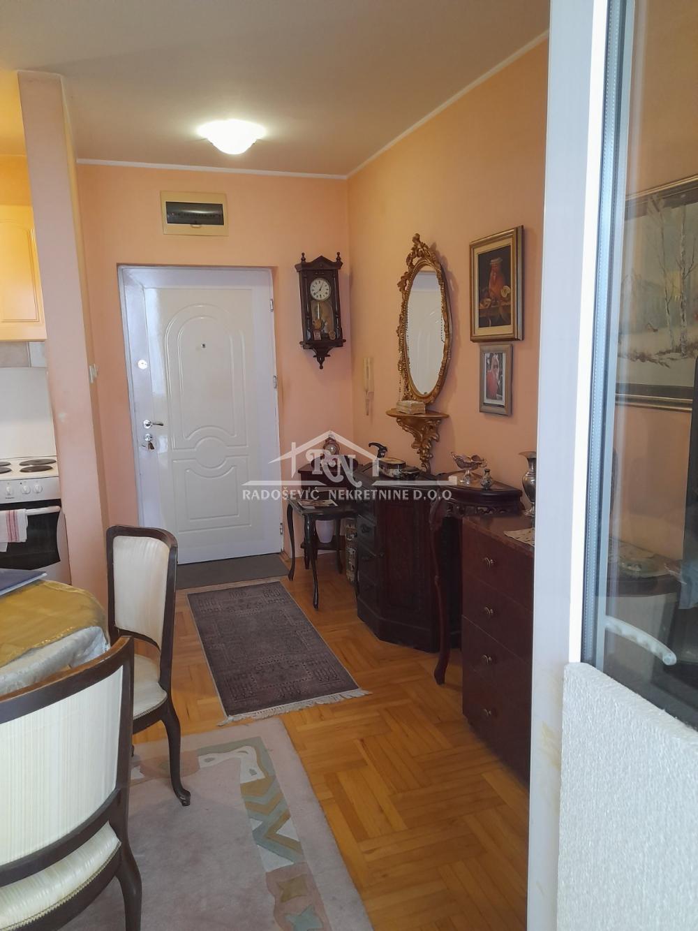 Slika 8 - Mile Jevtović, Jednoiposoban stan na prodaju, 28m2, 115.000€