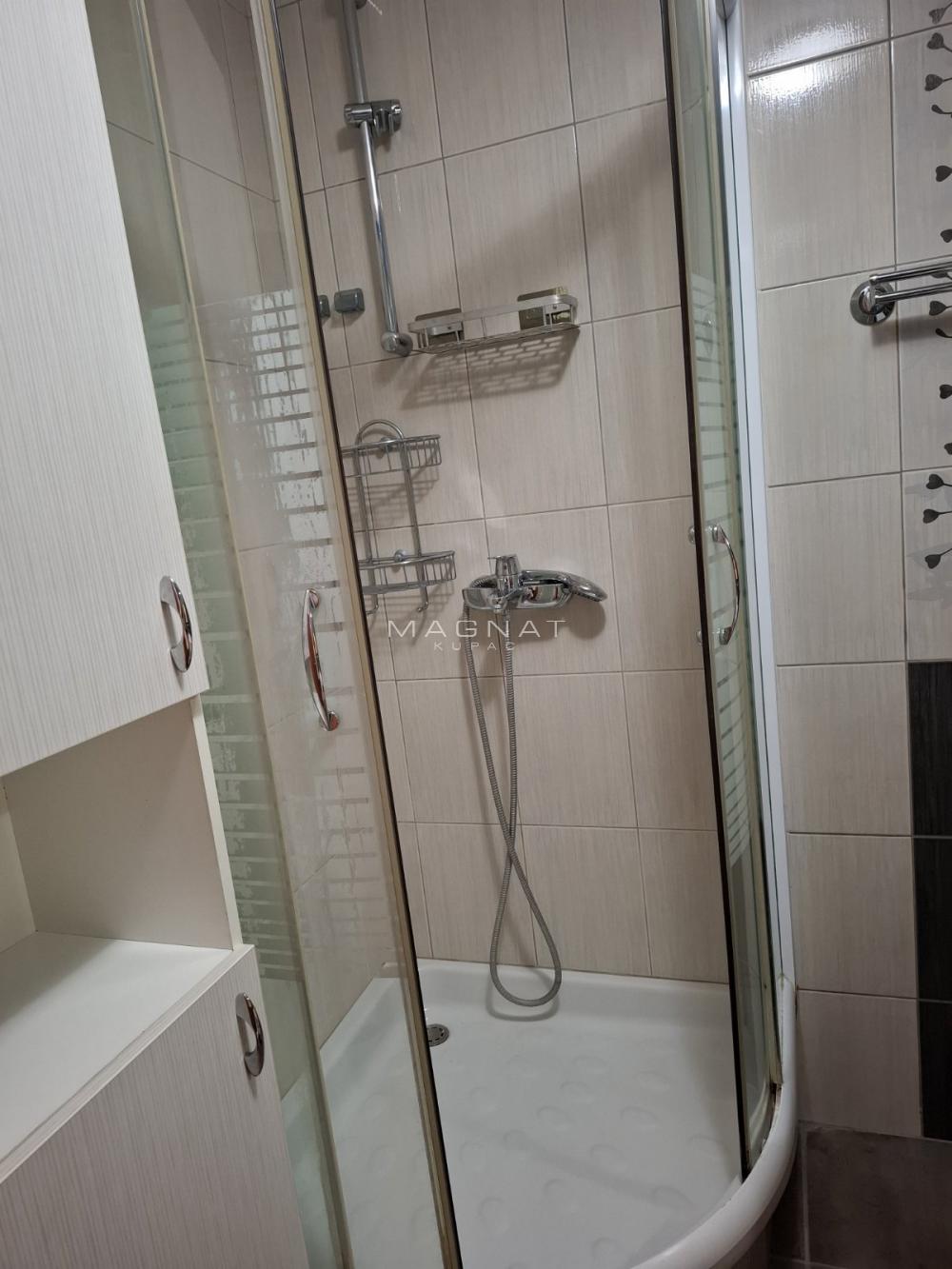 Slika 1 - Ljubinke Bobić, Jednoiposoban stan za izdavanje, 62m2, 450€