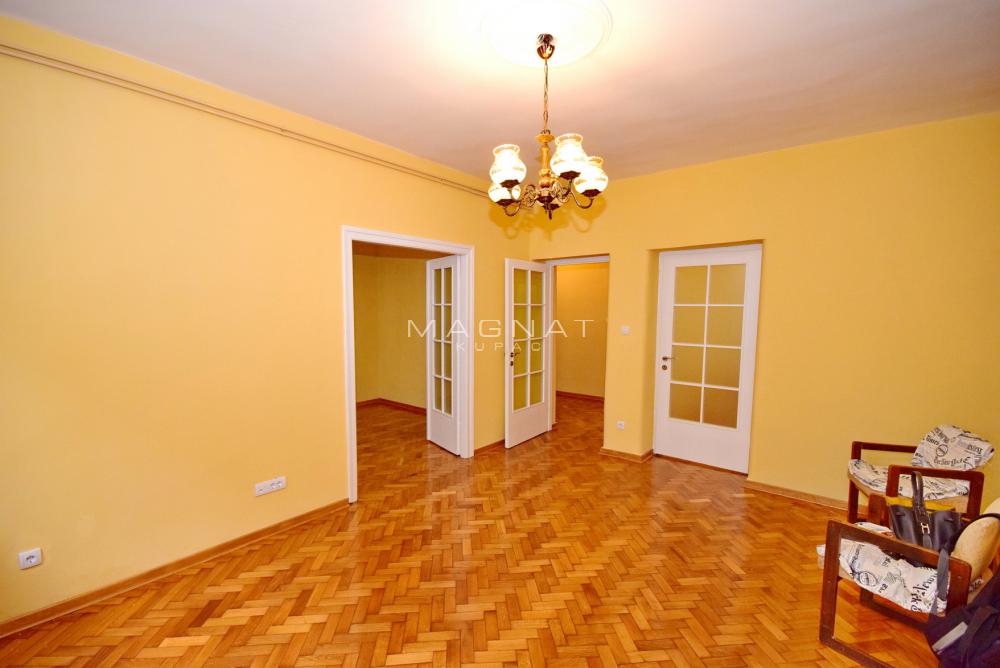Slika 11 - Cetinjska, Četvorosoban stan na prodaju, 65m2, 315.000€