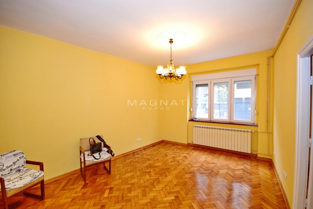 Slika 6 - Cetinjska, Četvorosoban stan na prodaju, 65m2, 315.000€